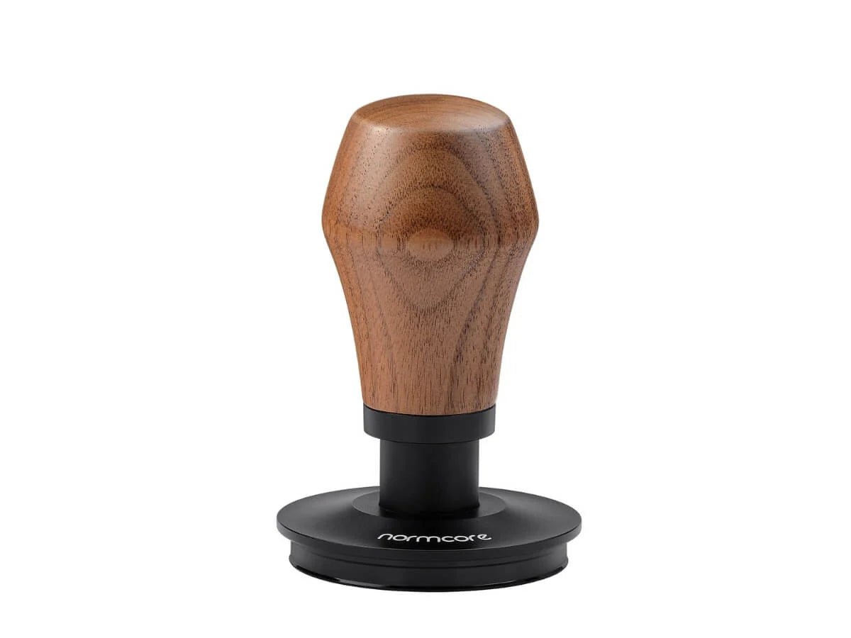 Normcore - Spring Loaded Tamper V4.1 - Walnut Handle & Titanium PVD Coating - Café Liégeois Canada Inc.